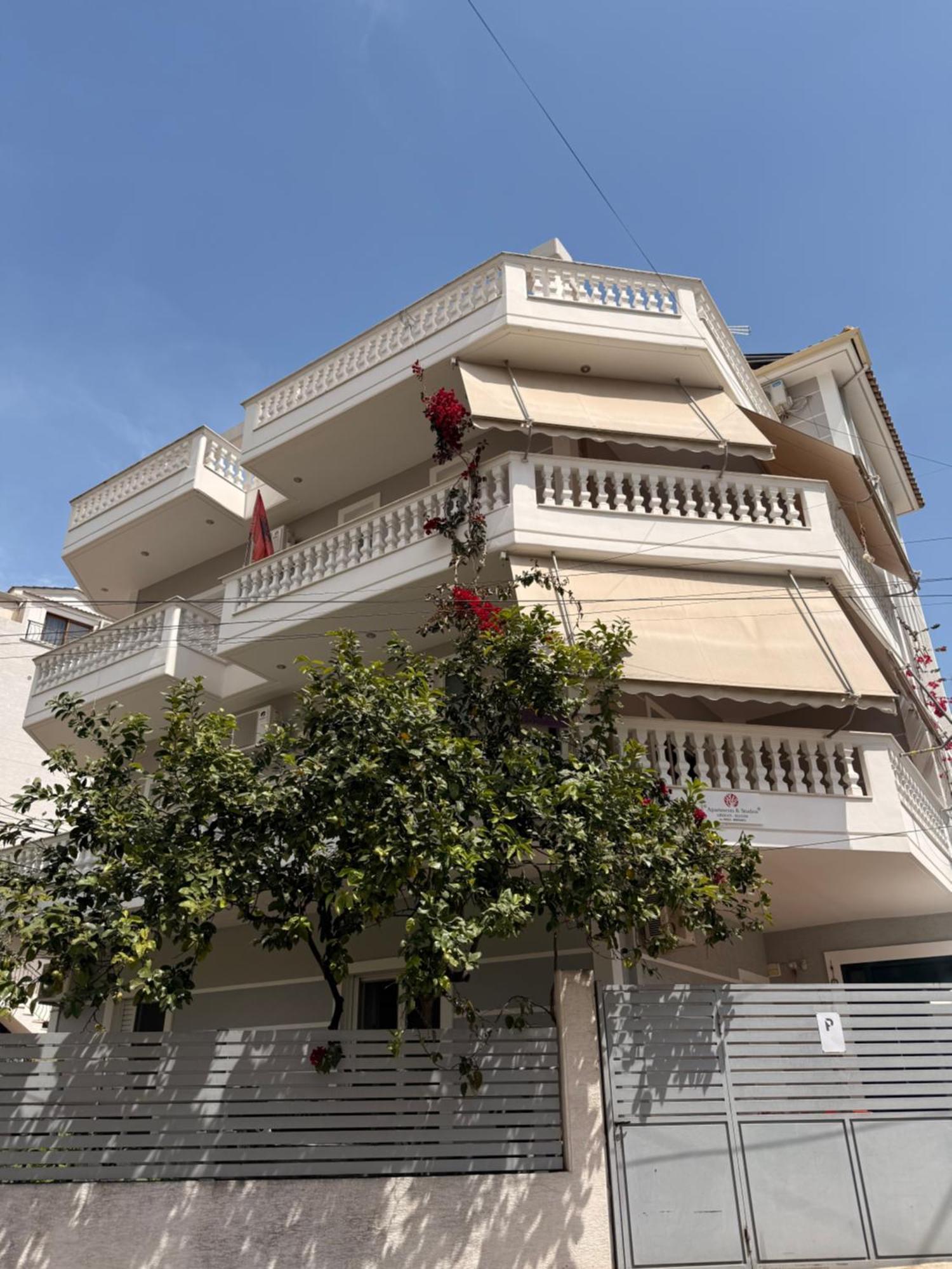 Apartments&Studios ARDIAN-MANDI Sarandë Exterior foto