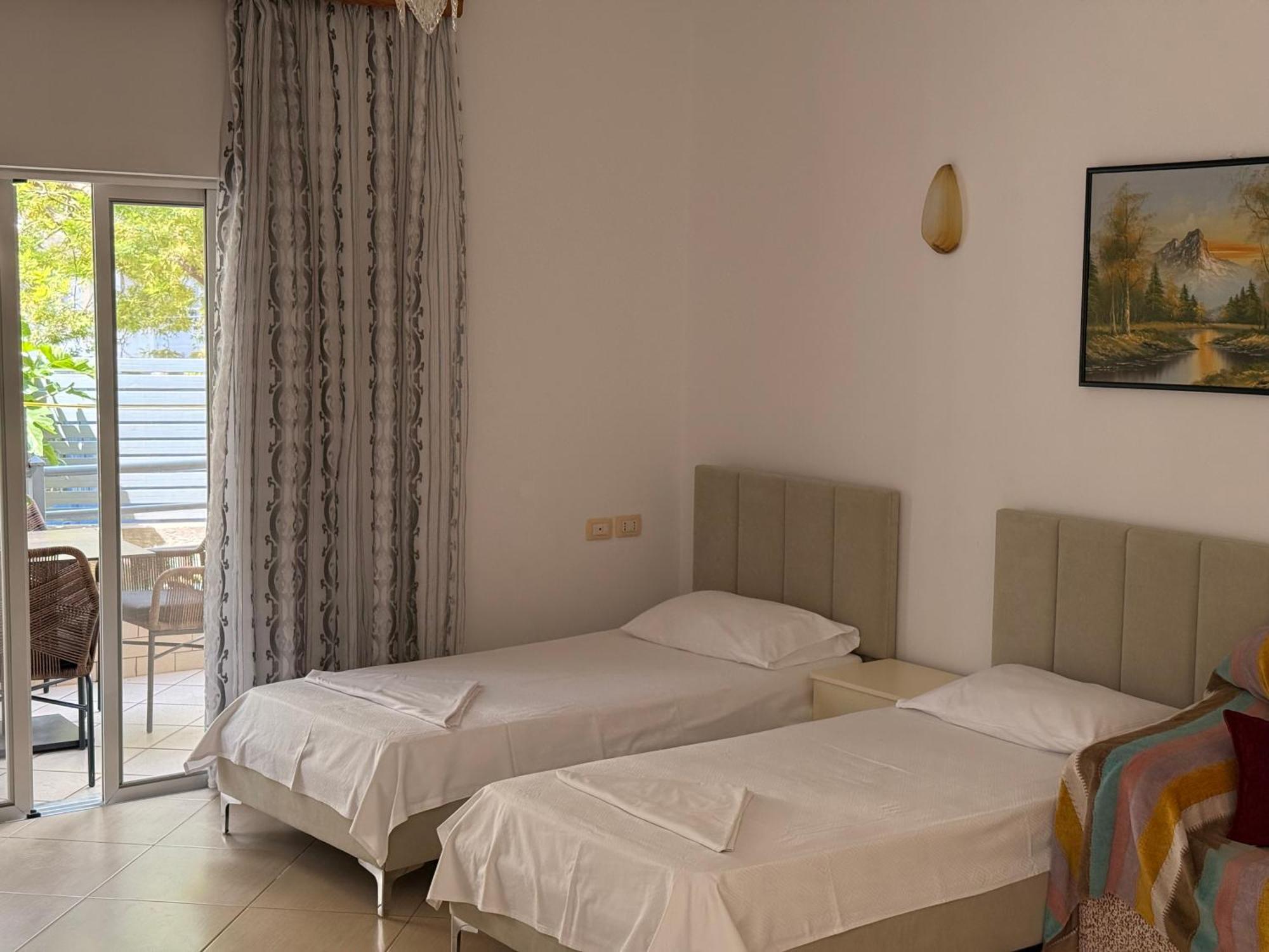 Apartments&Studios ARDIAN-MANDI Sarandë Exterior foto