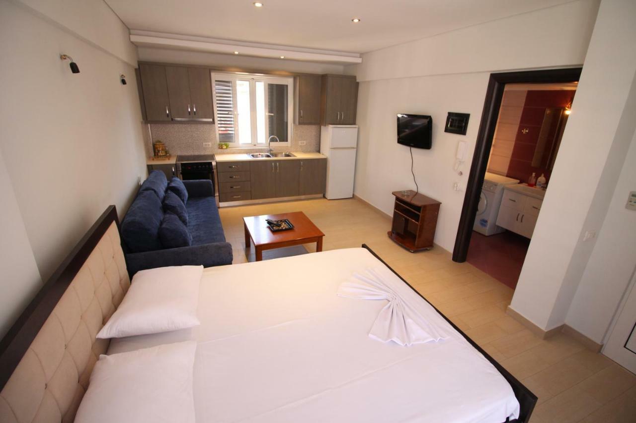 Apartments&Studios ARDIAN-MANDI Sarandë Exterior foto
